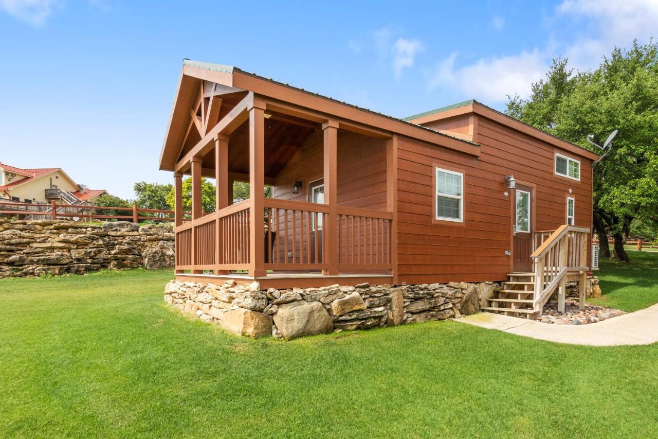 The Hideout Golf Club & Resort Lake Brownwood Exterior photo